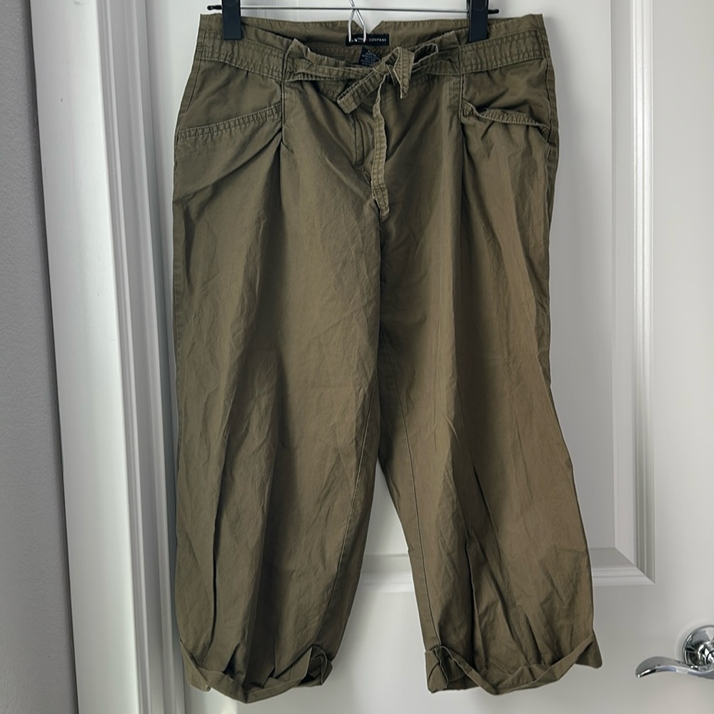 New York & Company Olive Green Pants Size 8